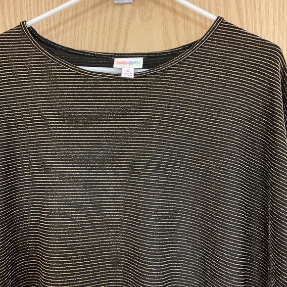 LuLaRoe Elegance Top~Size Medium - Picture 2 of 3